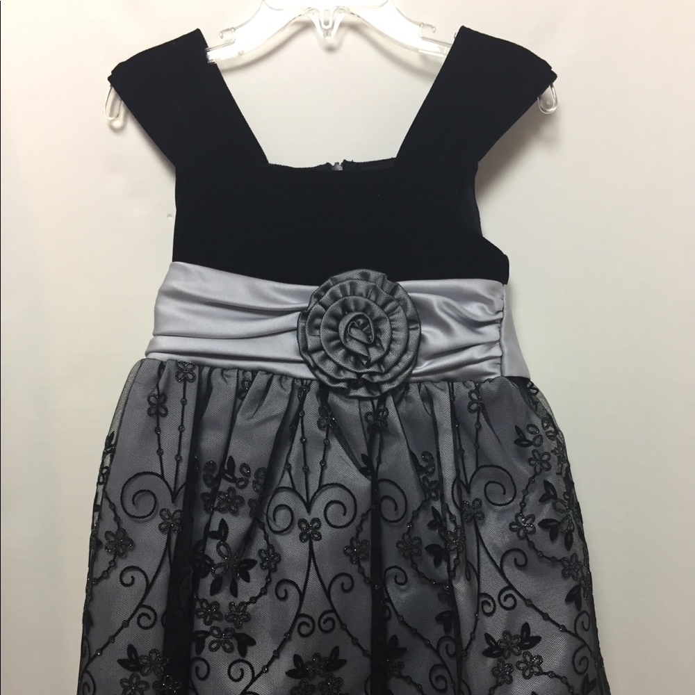 Black & Silver Girl’s Holiday Dress